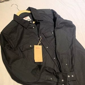NWT Men’s Fjall Raven men’s Button Down